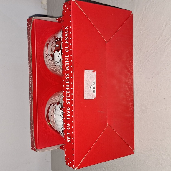 🎅 Santa & Mrs. Claus stemless wine glasses. Hand painted. Rhinestones. Set of 2 - Picture 5 of 13